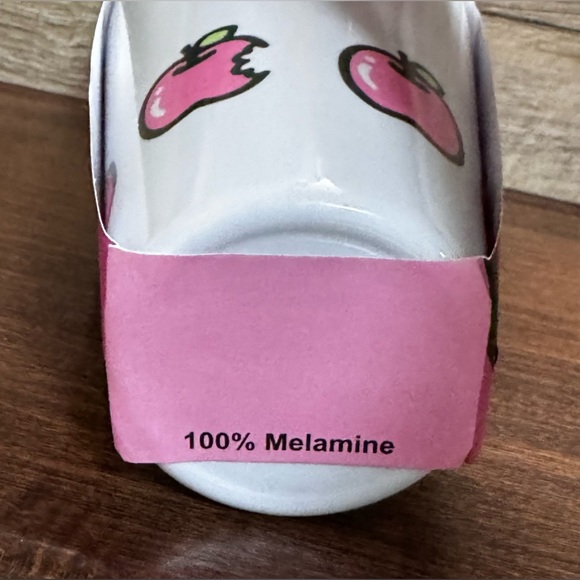 2024 Collection Hello Kitty & Apples 🍎 🎀 Set of 4 Melamine Cups - NEW - Picture 4 of 7